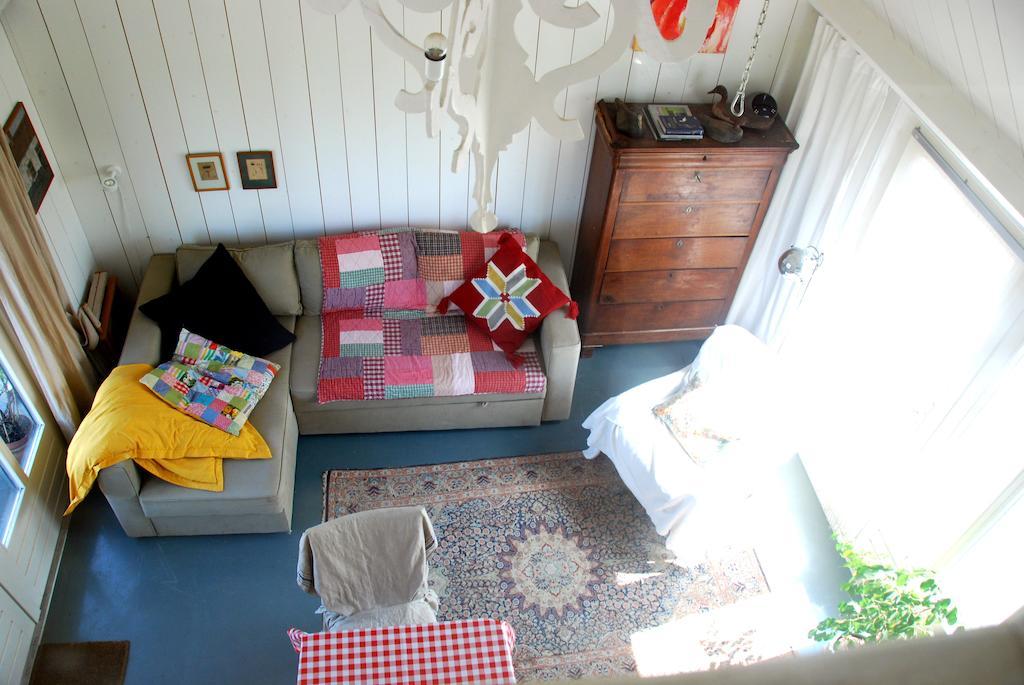 ブルック・イン・ウォーターランド Bed In Waterland Bed & Breakfast 部屋 写真