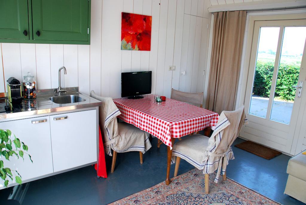 ブルック・イン・ウォーターランド Bed In Waterland Bed & Breakfast 部屋 写真